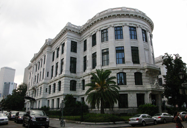 NO_French_Quarter_Court_45417