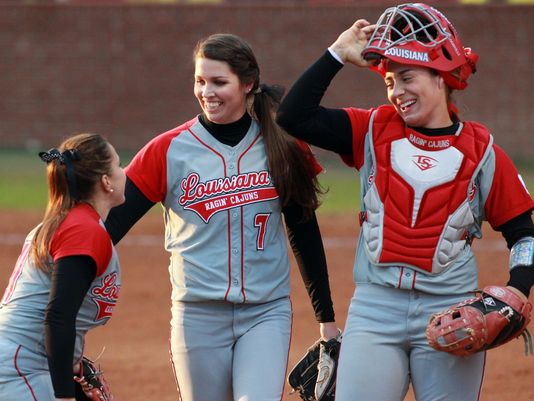 UL Softball_52426