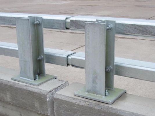 635707704473746813-causeway-bridge-proposed-railing_87310