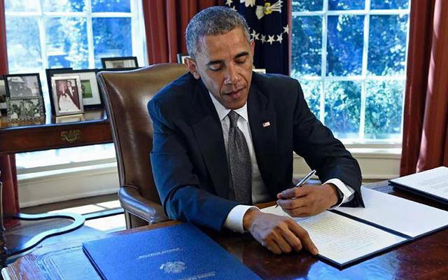 Obama-CommutesDrugSentences-Clemency_92793