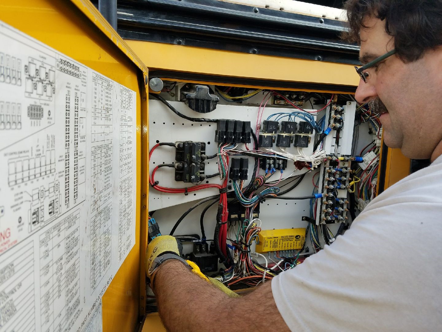 bus install_408142