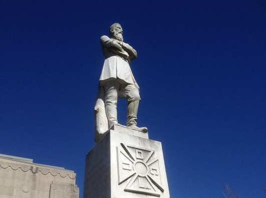confederate-statue-mouton-lafayette1_353876
