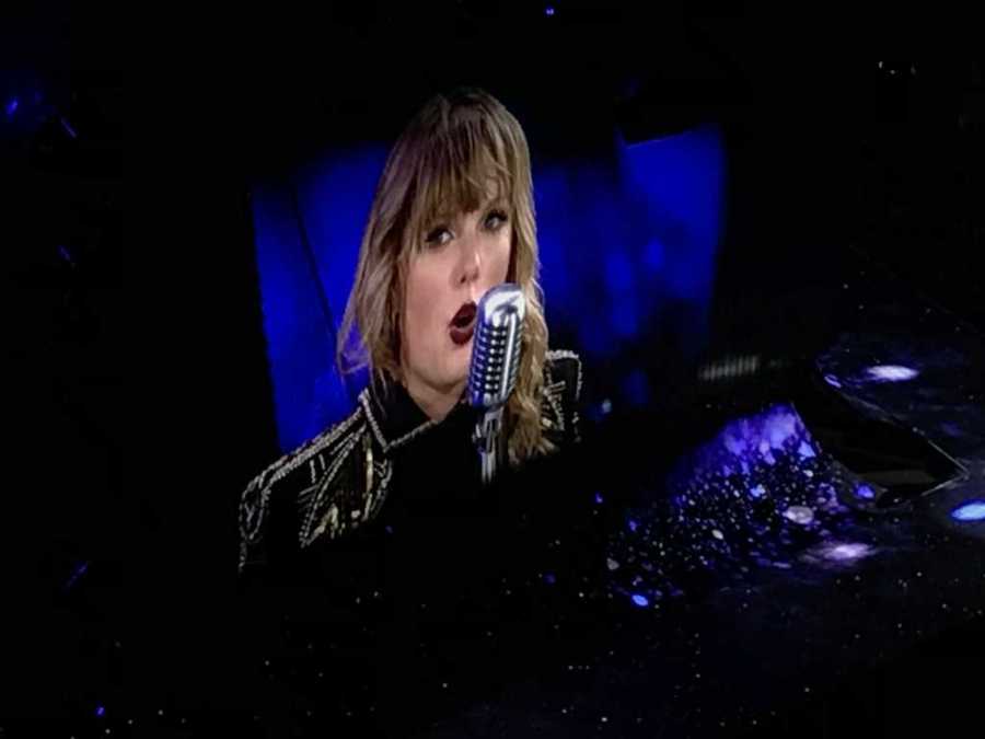 Taylor Swift WGNO_1537756538512.jpg.jpg