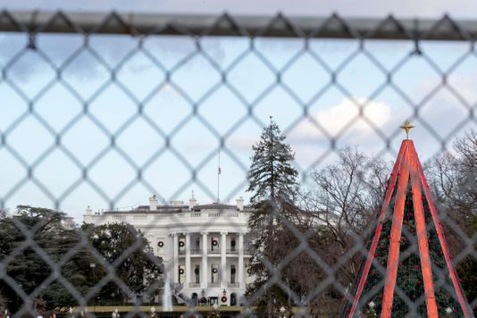 Government_Shutdown_1545672140203.jpg