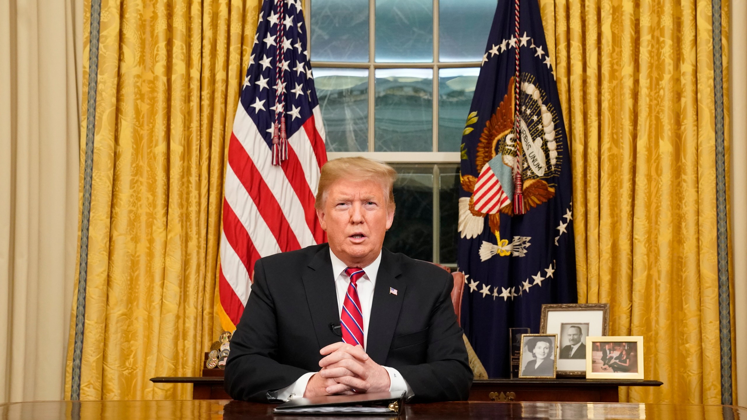 APTOPIX_Government_Shutdown_Trump_85773-159532.jpg00386278