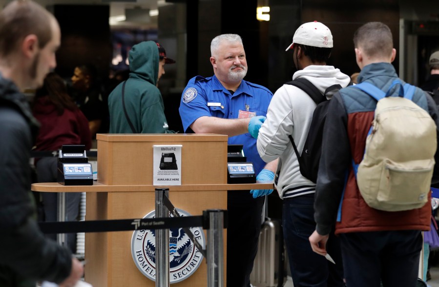 Government_Shutdown_28993-159532.jpg55762303