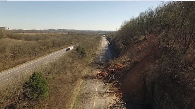 24 rockslide mudslide-873703986