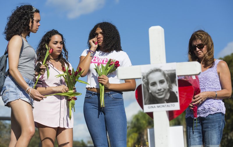 Marjory Stoneman Douglas High grieving parkland students