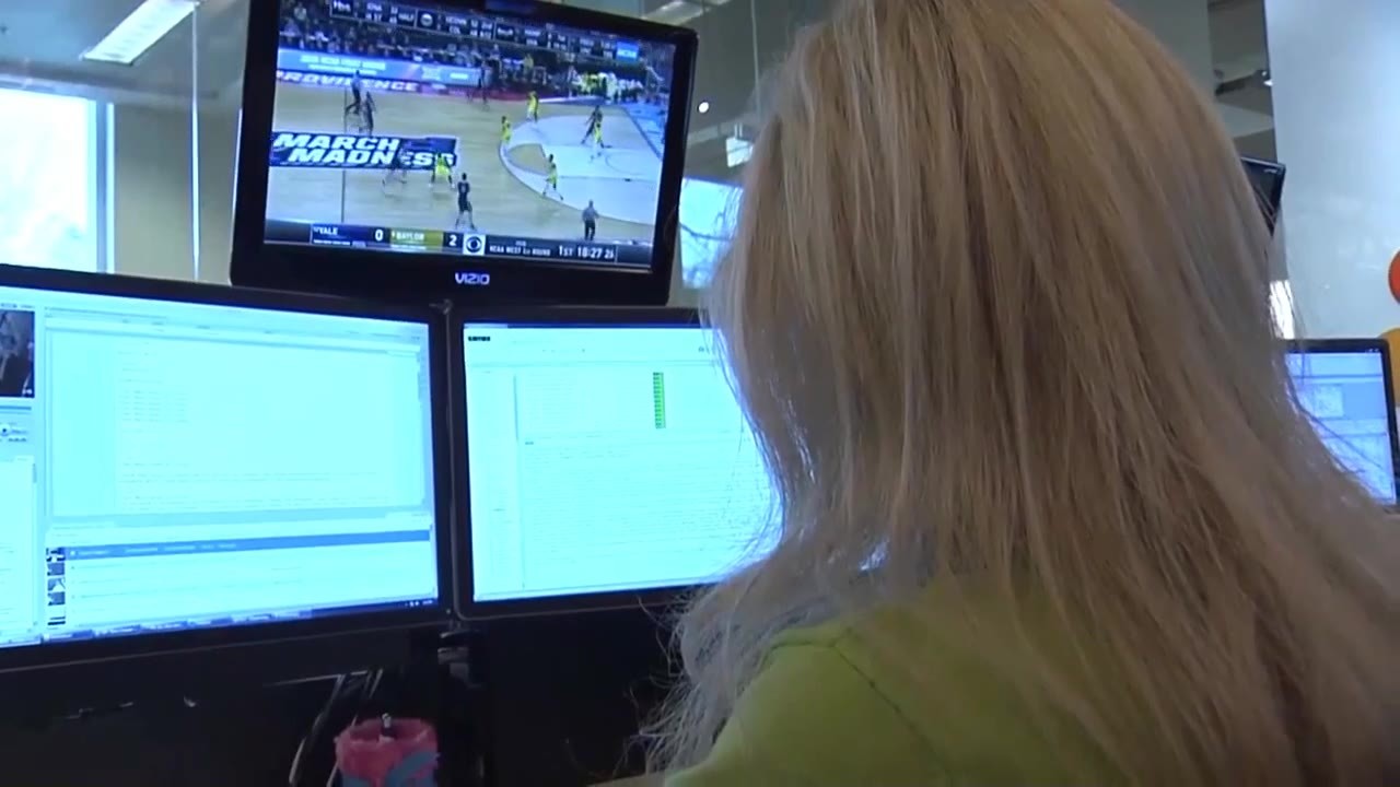 March_Madness_tips___hacks_to_stay_on_to_9_20190321232732-118809306