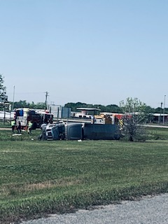 overturned truck_1553286265439.jpg.jpg