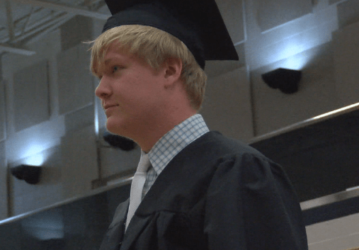 Teen graduates high school, Harvard at same time-846624078