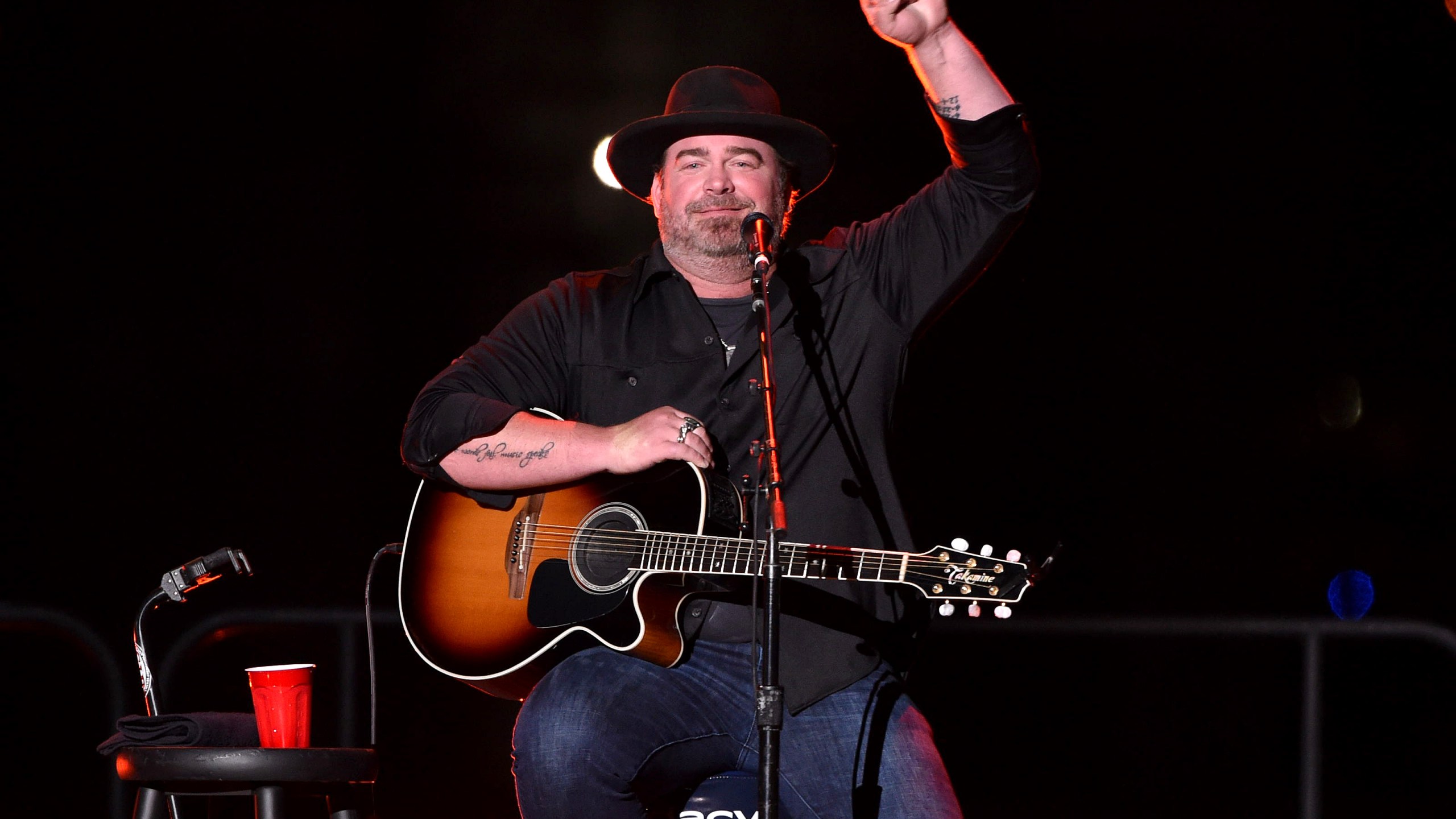 NEW YORK, NEW YORK - SEPTEMBER 11: Lee Brice performs onstage at Audacy's Stars & Strings Concert Benefiting 9/11 at Pier 17 on September 11, 2021 in New York City. (Photo by Bryan Bedder/Getty Images for Audacy )